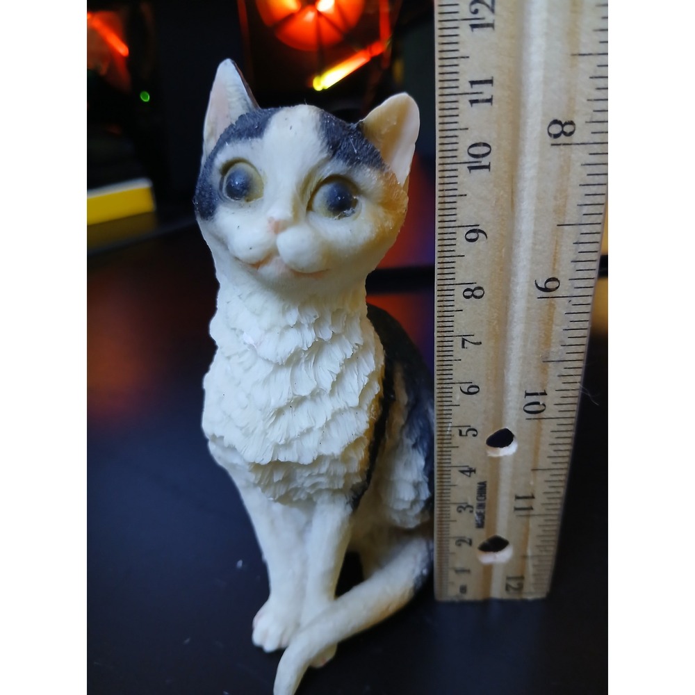 Miniature Calico Cat Figurine Sitting Textured Resin Kitten Statue 4.5 Inch - Picture 7 of 8